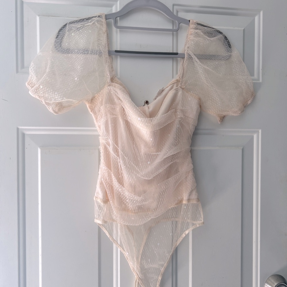 LE LISTEN, Small Bodysuit. Beautiful, airy, feminine